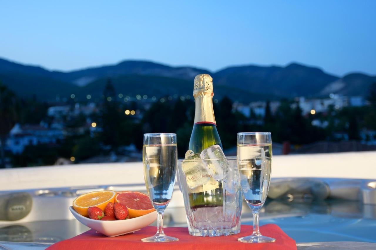 דירות Isla De Benalmadena 1, Jacuzzi, 80M From The Sea, Ac, Bbq, Private Parking, Big Terrace מראה חיצוני תמונה