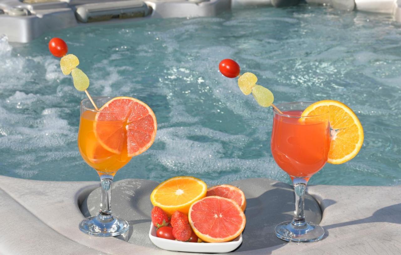 דירות Isla De Benalmadena 1, Jacuzzi, 80M From The Sea, Ac, Bbq, Private Parking, Big Terrace מראה חיצוני תמונה