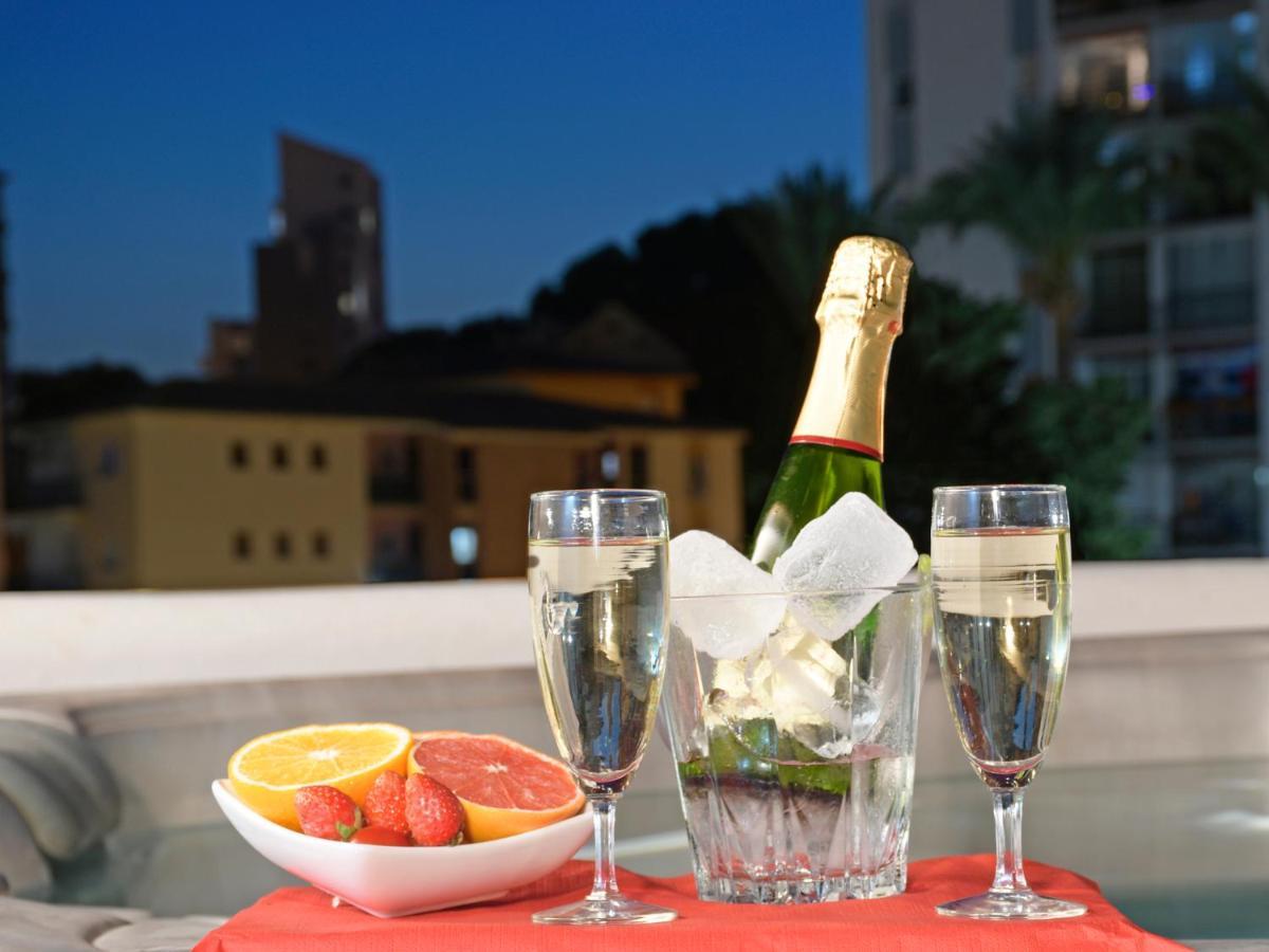 דירות Isla De Benalmadena 1, Jacuzzi, 80M From The Sea, Ac, Bbq, Private Parking, Big Terrace מראה חיצוני תמונה