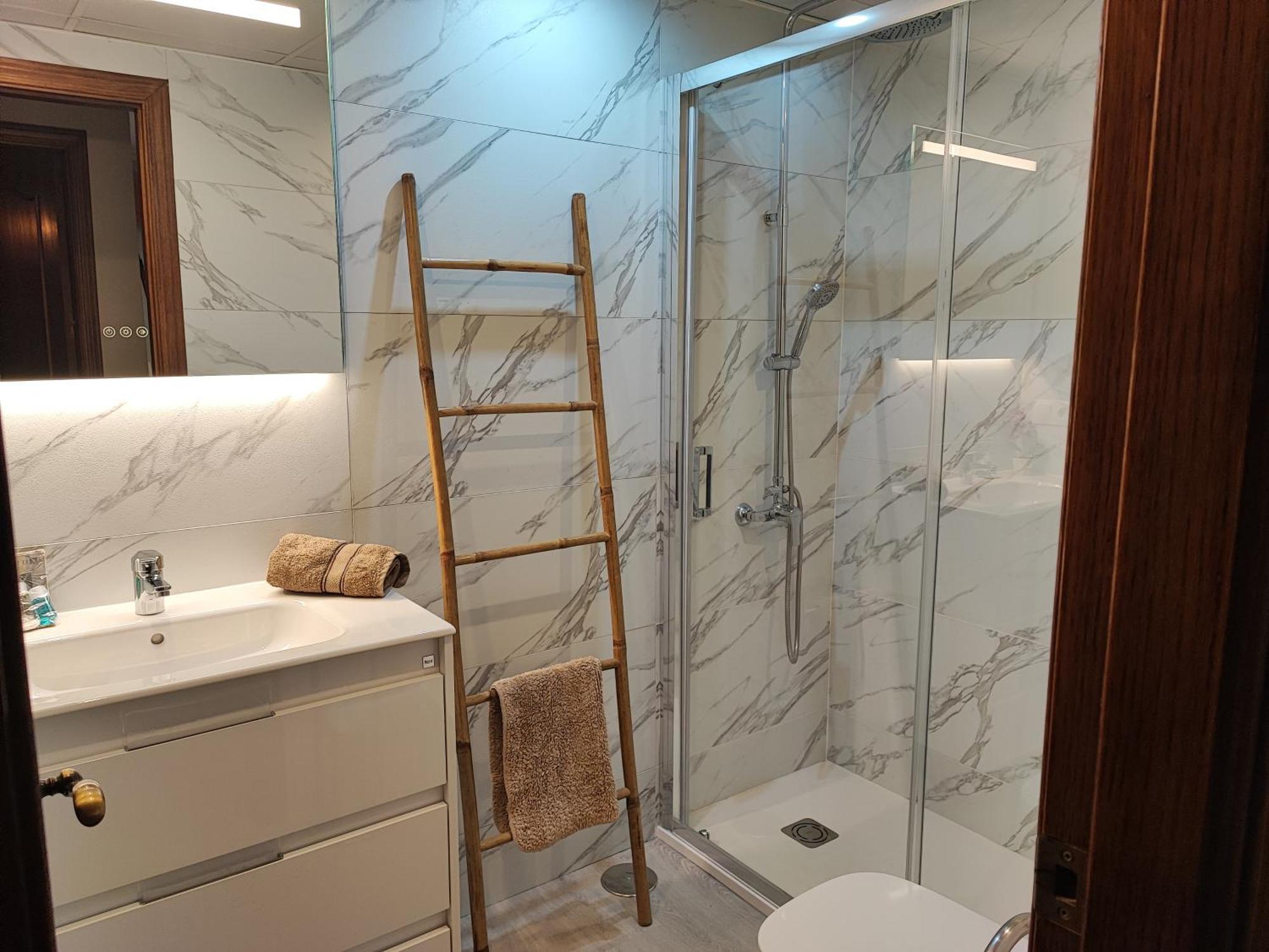 דירות Isla De Benalmadena 1, Jacuzzi, 80M From The Sea, Ac, Bbq, Private Parking, Big Terrace מראה חיצוני תמונה